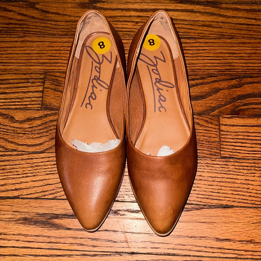 Zodiac cognac brown leather flats